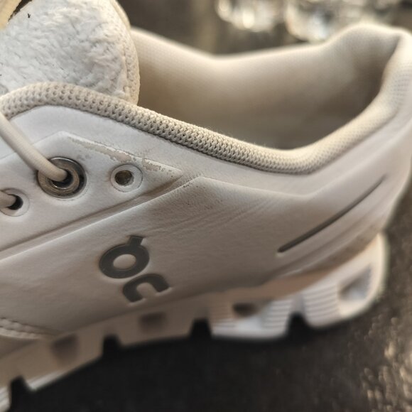 Women's On Cloud 5 Terry White Almond 99.98824 US size 8 - Picture 8 of 10
